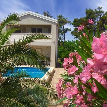 Villa Island Vir With Pool Ngoại thất bức ảnh
